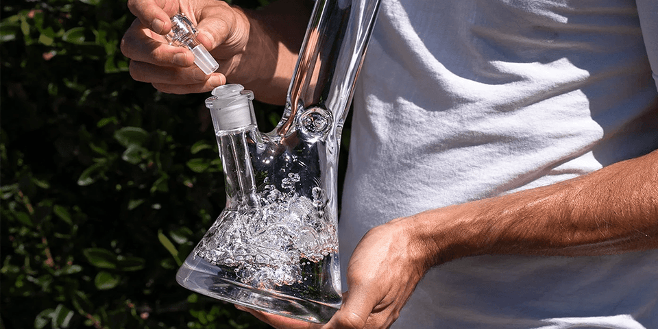 Bong Bowl and Joint Size: What You Should Know - GreenDeagle