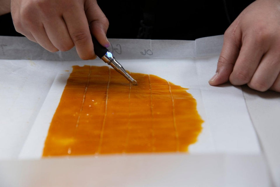 How to Make Shatter at Home and How to Use It - GreenDeagle