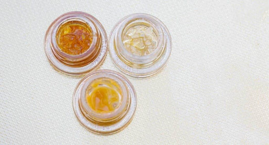 Tips to Help You Choose Cannabis Concentrate for Dabbing - GreenDeagle