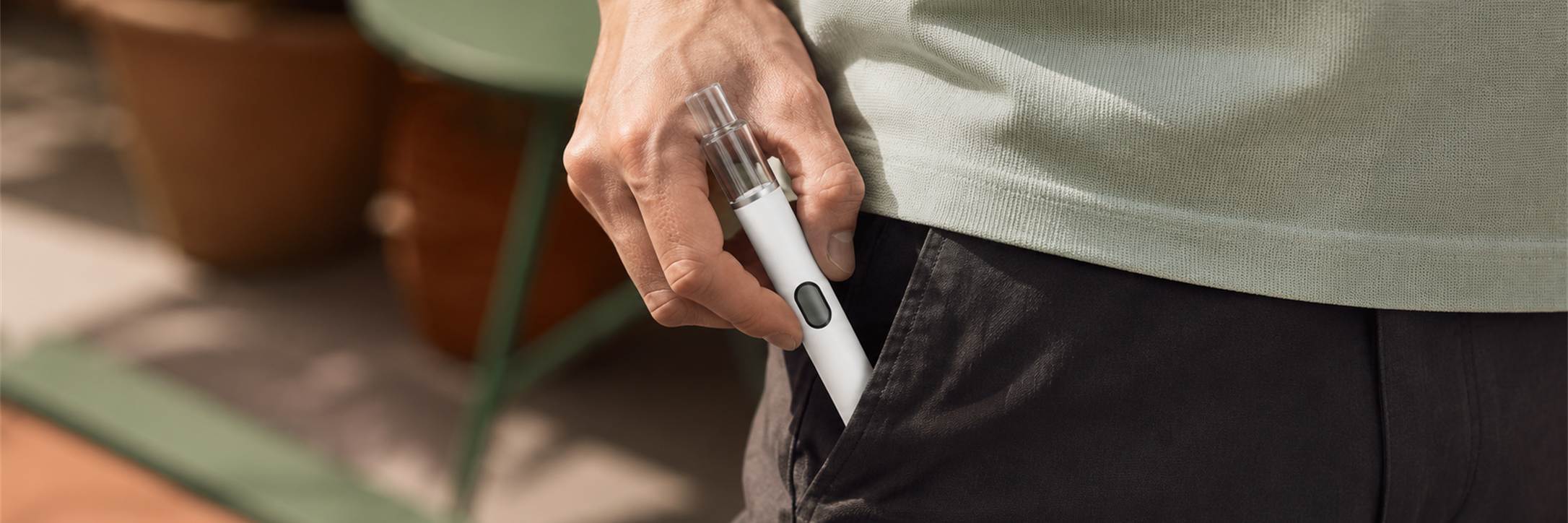 Briar Glass AIO pocket carry lifestyle view